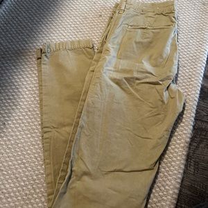 Men’s Khaki Pants